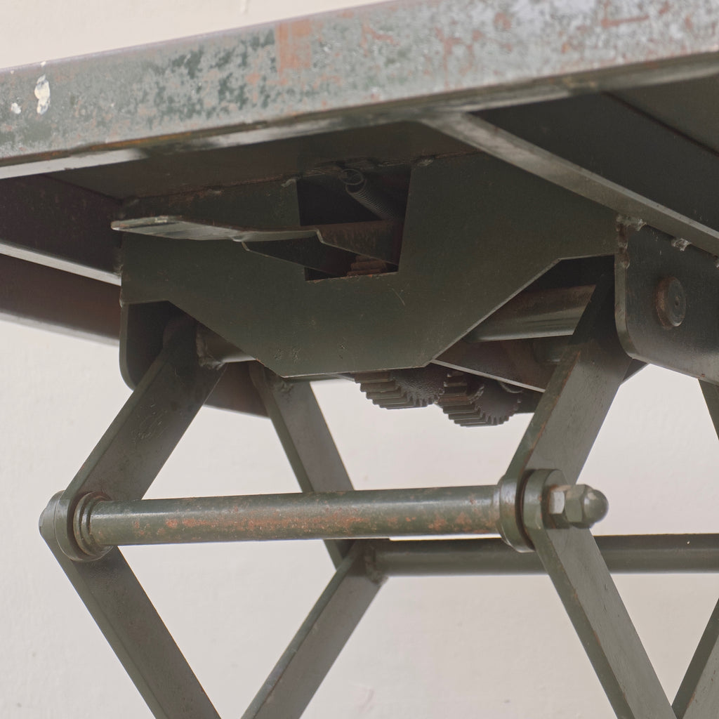 Scissor Lift