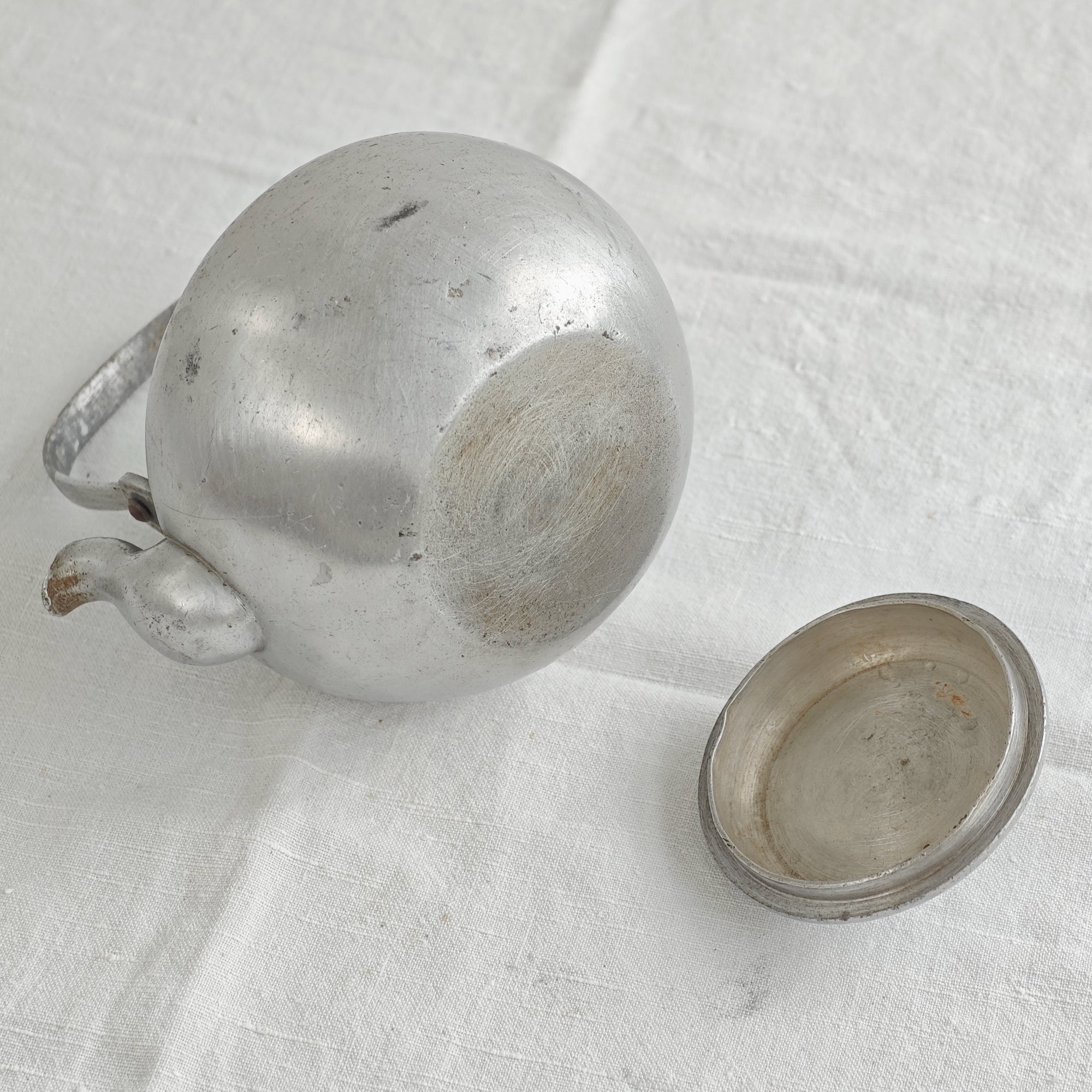 Aluminium Tea Pot