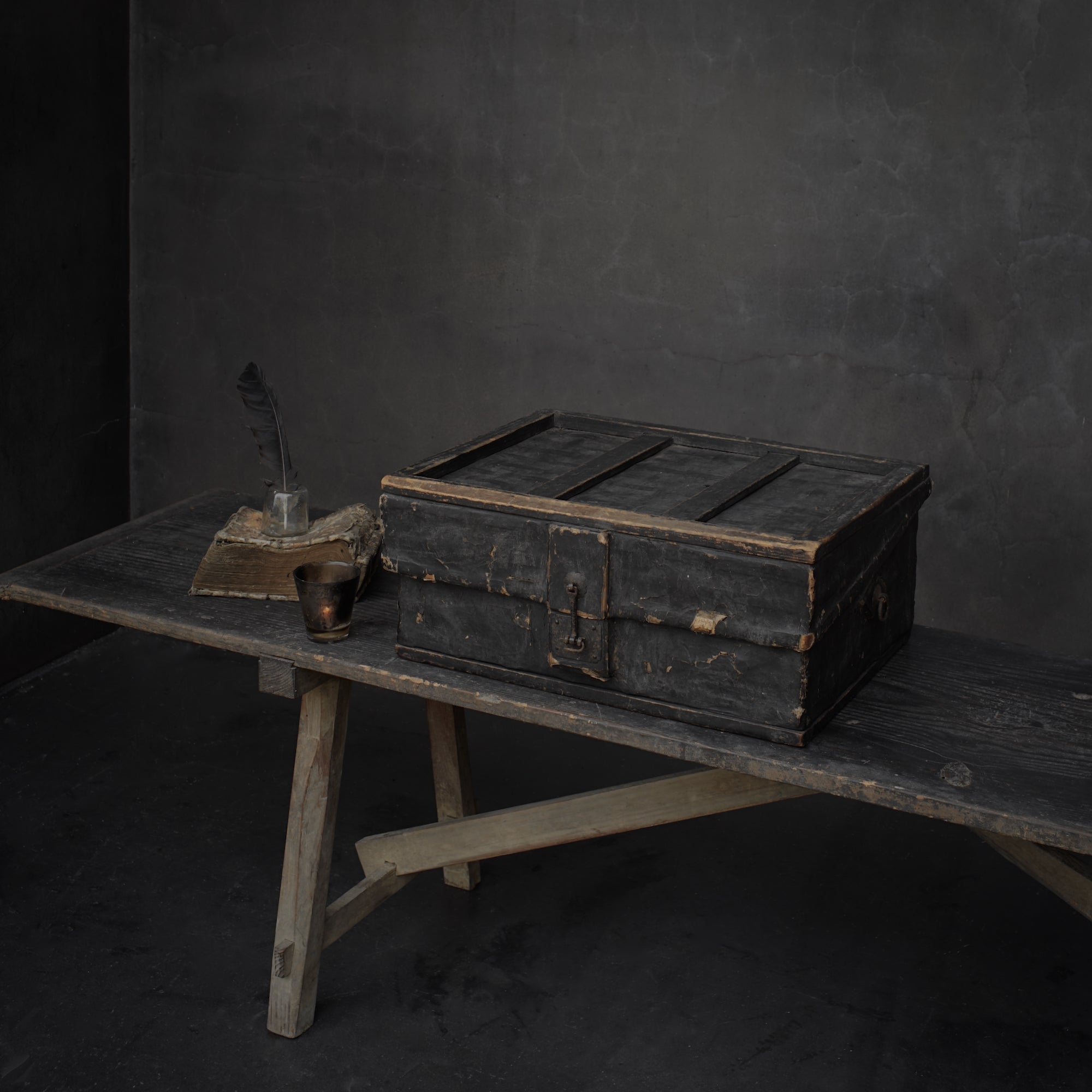 Antique Japanese Trunk (Tsuzura)