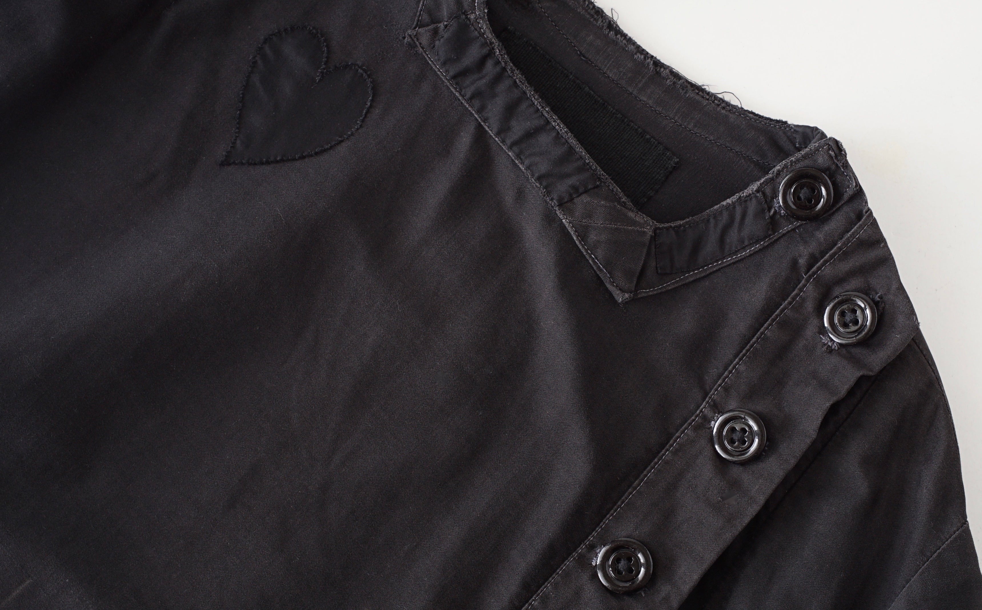 Black Glass Button