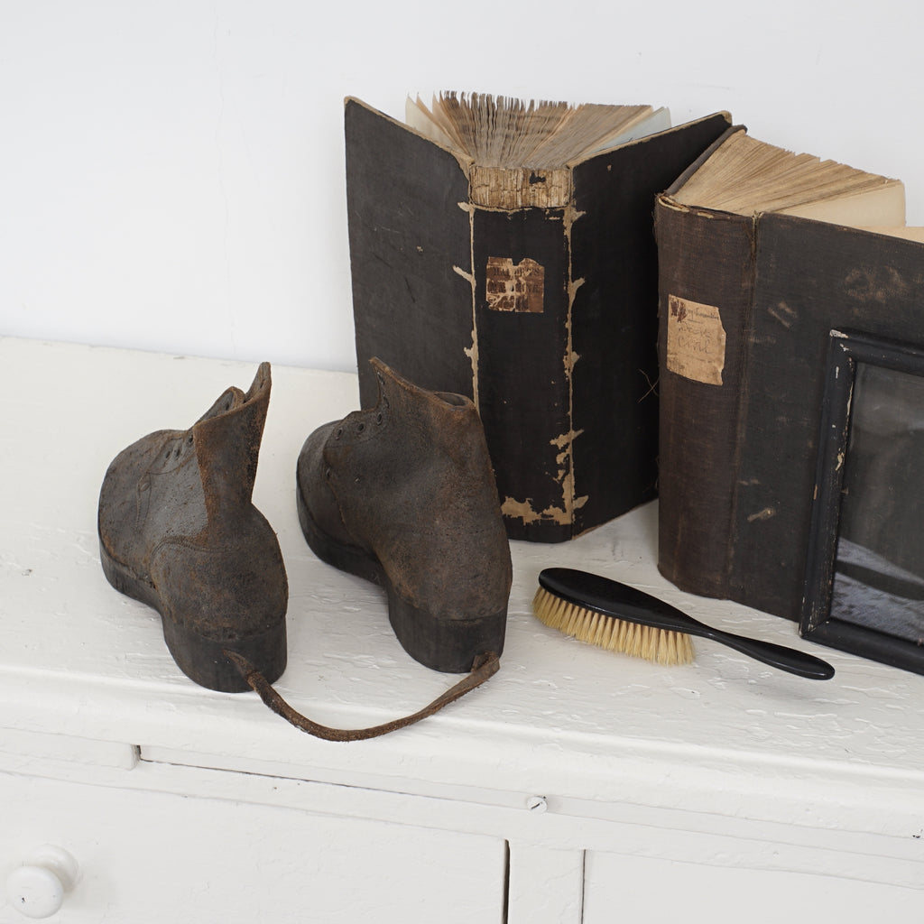 Antique Shoes / France