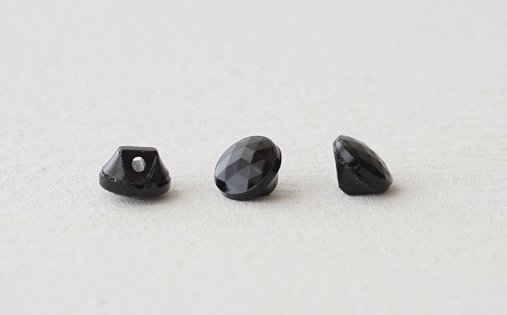 Black Glass Button - S -