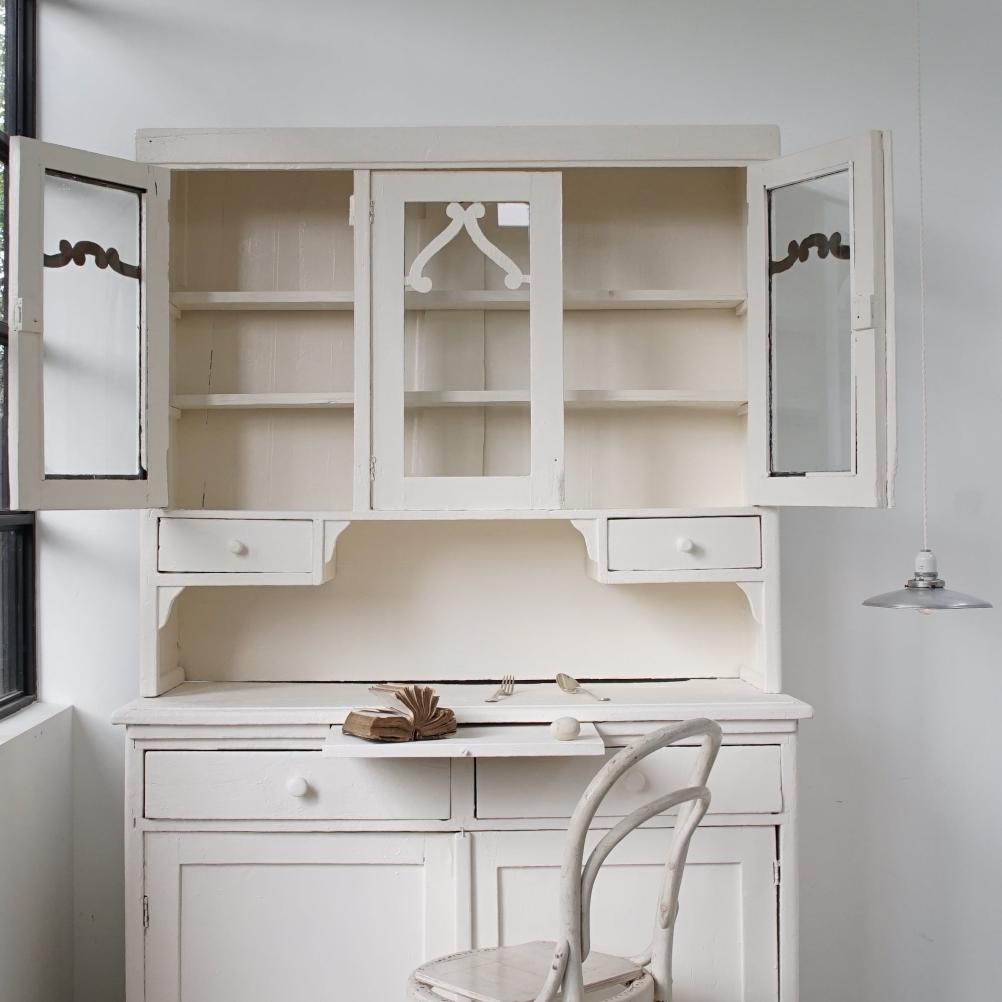 White Cabinet