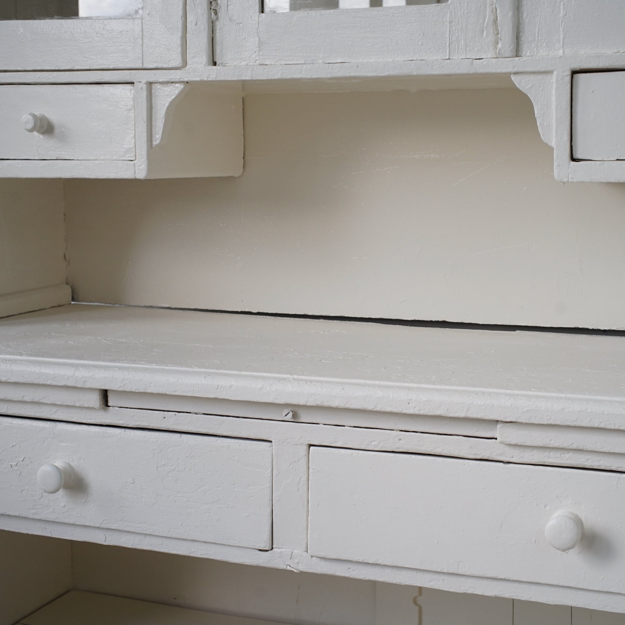 White Cabinet