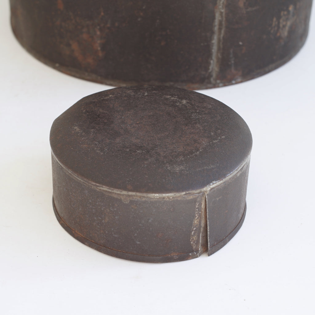 Buriki Pot / Japan