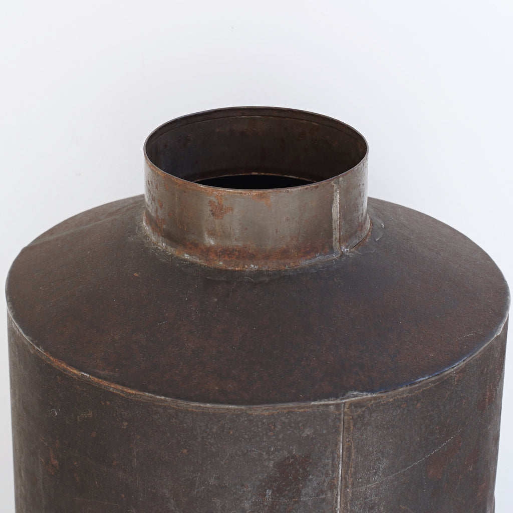 Buriki Pot / Japan