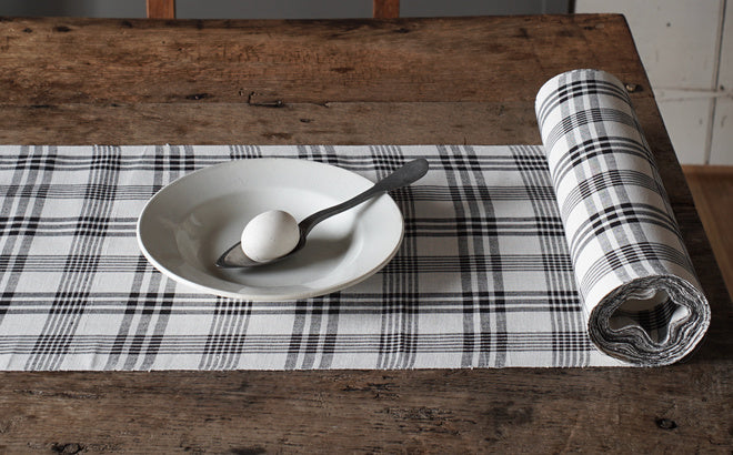 Black & Ecru Checked Cloth